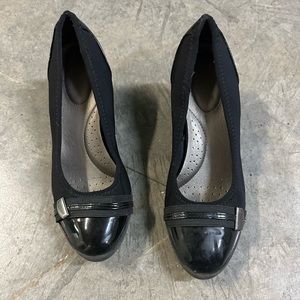 Womens black time and tru wedges size 7.5